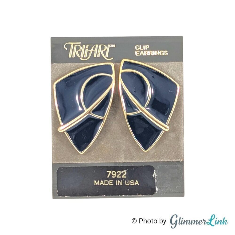 VTG 80s Trifari Navy Blue Enamel Geometric Triangle Gold Tone Clip On Earrings